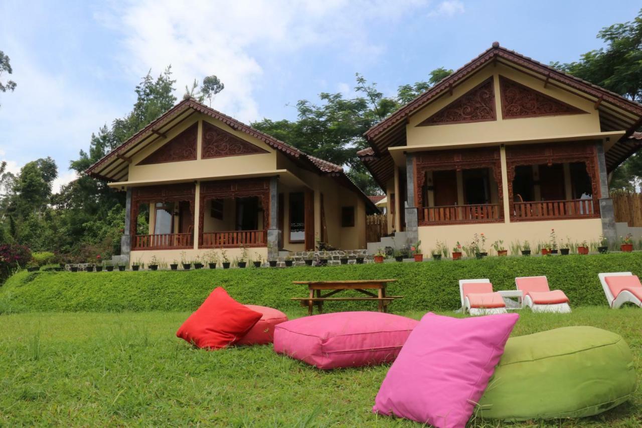 Mulberry Hill By The Lodge Bandung Exterior photo